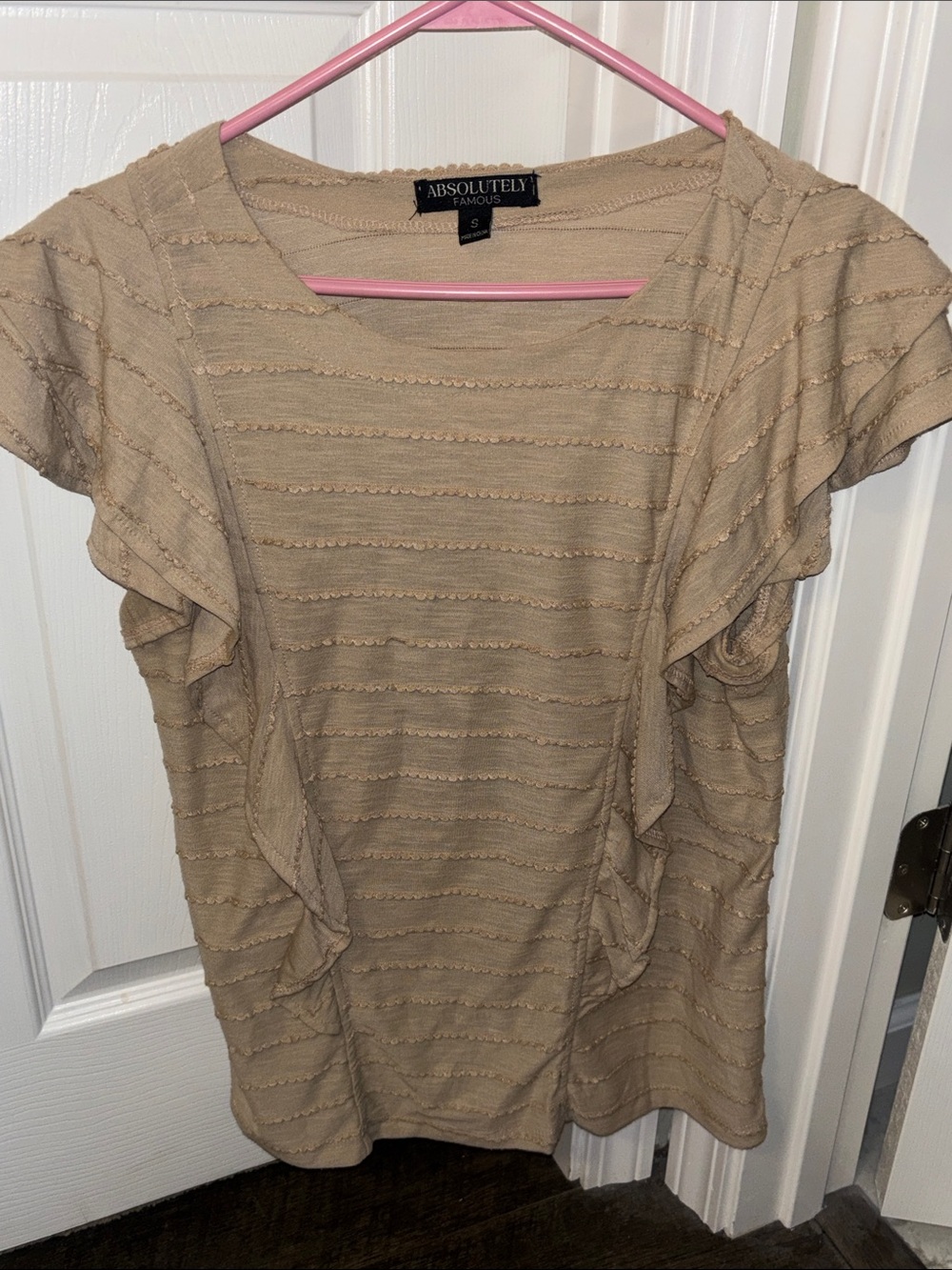 Absolutely Famous Beige/Tan Short Sleeve Ruffle Tee-NWOT